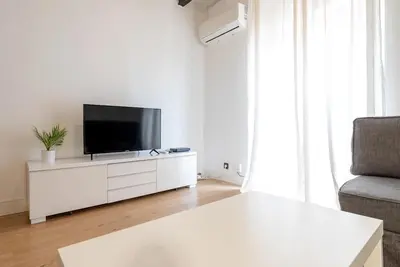 Image de Appartement familial au Tgn à 300m plage