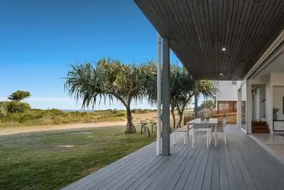 Image de The Dune House-  Absolute Beachfront Escape