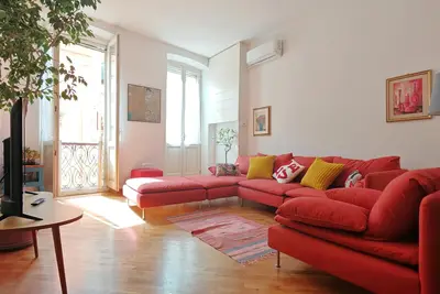 Image de Beautiful 100sqm flat in the heart of Cagliari. Parking, 2 bedrooms, 2 bathrooms