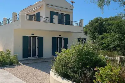 Image de Villa Thelios, en pleine nature et près de la mer Ionienne