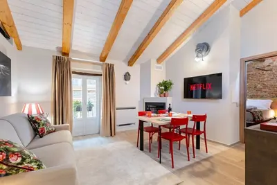 Hostdomus - La Scala