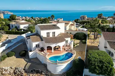 Villa Hemar by Abahana Villas