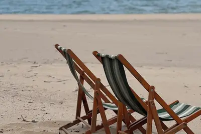 Image de The Hideaway at Haven- directly on Lake Huron w/ firepit, games, hammocks & more