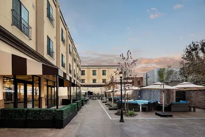 Image de A Place You'll Surely Enjoy! 2 Relaxing Units, Pets Are Welcome, Free Parking!