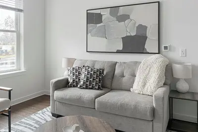 Image de Landing | Beautiful 2bd, Clubhouse, Yoga Studio