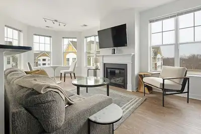 Image de Landing | Stylish 2bd, Pool, Gym