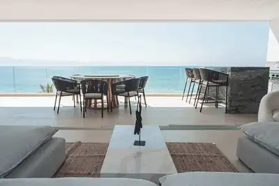 Image de Panarea 5c | Luxe 3br w/ Ocean Views & Rooftop