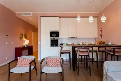 Image de Hostee Sublime 2br apt on Restauradores Sq