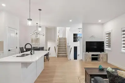 Image de 5br Family Home w Kids Play Den