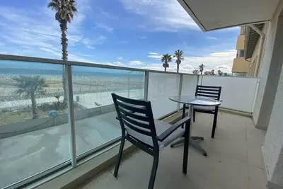 Image de T3 bord de mer rénové, loggia, parking privé
