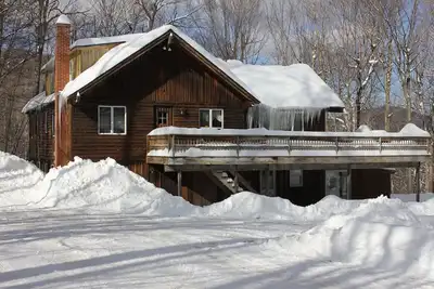 Image de Sale 1/3 off. Killington 5 bedroom Log cabin Few Minutes to Killington Rd Skiing