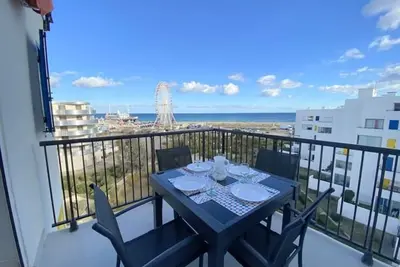 Image de Studio cosy avec vue sur mer et parking privé