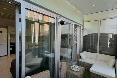 Image de Agréable T2 climatisé avec parking, terrasse et animaux acceptés
