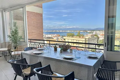 Image de Appartement avec 2 chambres, terrasse et parking privé, à 500m de la plage de Roses