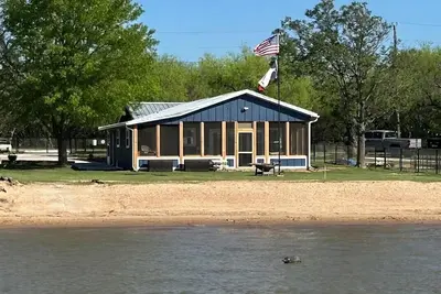 Image de Lakefront Home with Private Beach & Dock, Great Sunsets, 7 Miles from Rocker B