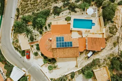 Image de Villa Oliva-élégante en bord de falaise à Coveta Fuma avec vue mer spectaculaire