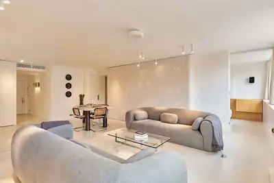 Image de Sublime appartement Avenue Montaigne/Tour eiffel
