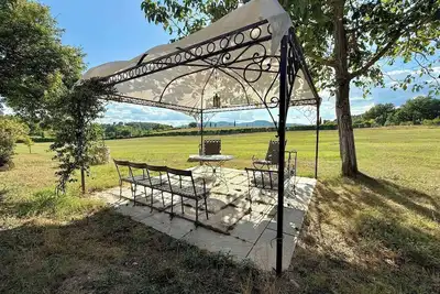 Image de Torre Apartment - Spacious medieval living at Torre della Soara