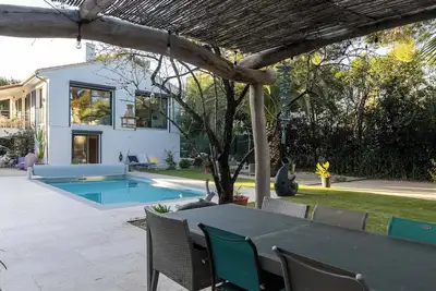 Image de Villa Ocea, piscine, en bord de mer, plage à pied, idéale en famille, entre amis