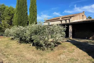 Image de Maisonnette chaleureuse climatisée dans le Domaine des Lions.