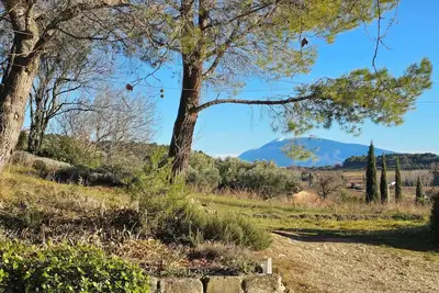 Image de Maison Bonheur  -vue imprenable Mont Ventoux - 10 personnes max - calme absolu