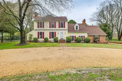 Image de Richmond Retreat - 10 miles to downtown