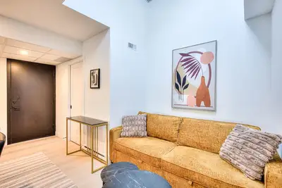Image de Bright 3-Br Condo in Vibrant Neighborhood