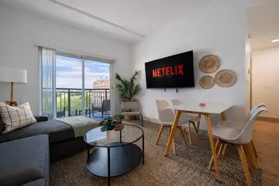 Uptown Charlotte 3 Bed | City View