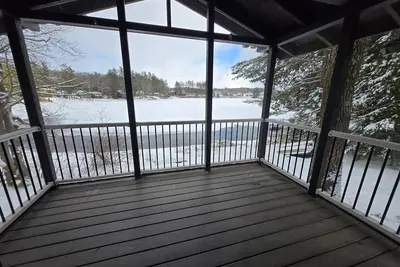 Image de Lakeside Family Retreat on Lake Winnipesaukee