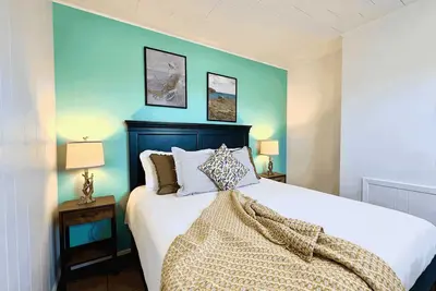 Image de Spacious 1br Large Kitchen River Walk & Trails