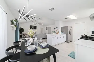 Image de 3br w Work Office Home near ChinaTown