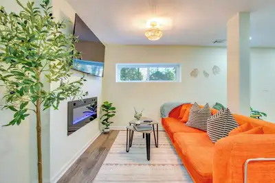 Image de 4 Mi to East Atlanta Village: Chic Decatur Abode