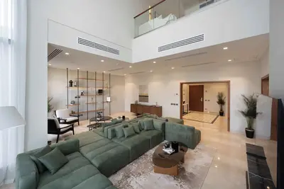 Image de Luxury 4br Duplex Serviced Apartment at Aeon Towers