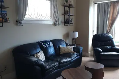 Image de Fantastic 2-Bedroom House Duplex in Seattle District minutes from downtown.