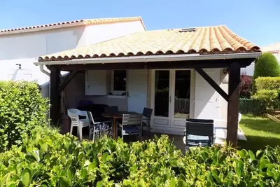 Image de Saint Palais sur Mer - Villa Mitoyenne - Hauts de St Palais - Wifi - Piscine Collective