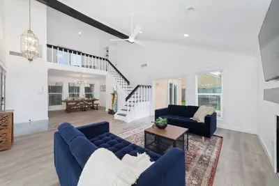 Image de Elegant House w/ Backyard by Chinatown - Both King Beds