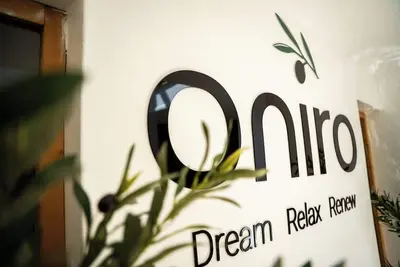 Image de An Exquisite 4 Bedroom Villa nestle on a cliff with spectacular view of the city