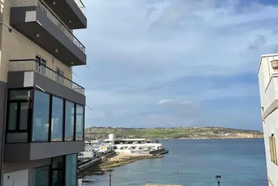 Image de St Paul's Bay Sea Views Apartment