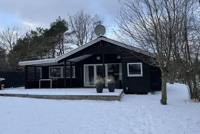 Image de \"Irma\" - 300m from the sea by Interhome