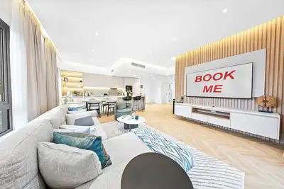 Image de StayShort - 1 Bed in Downtown that Sleeps 4 with Burj Khalifa view!