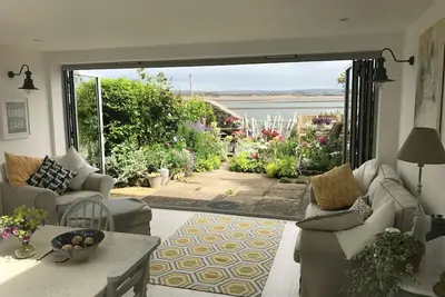 Image de Mariners Cottage, family friendly, with open fire in Appledore