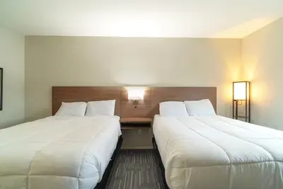 Image de Modern Room w/ Kitchenette & Free Parking – Near Lake Charles Attractions