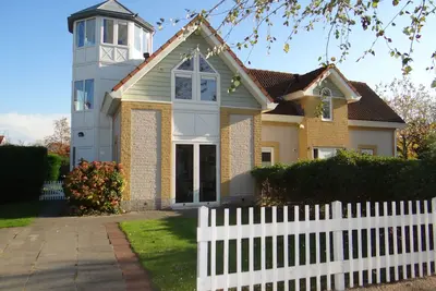 Image de Within walking distance (approx. 100 m) of the beautiful dunes and sea/beach!