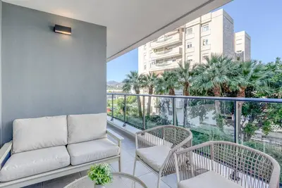 Image de Appartement moderne à Estepona avec parking, proche plages