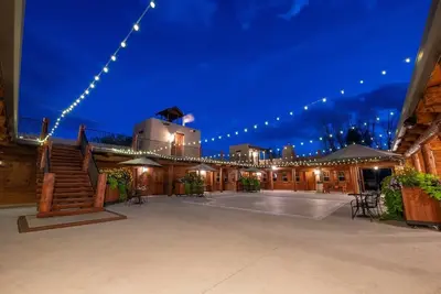 Image de River Fort Ranch • 11br • Sleeps 37 • Private Ranch