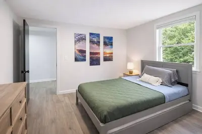 Image de Spacious 4-bedroom house in tranquil Bedford with Ac