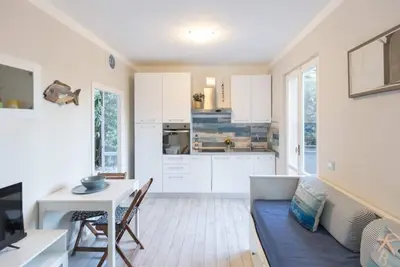 Image de Just 250 meters from the beautiful Fetovaia Beach