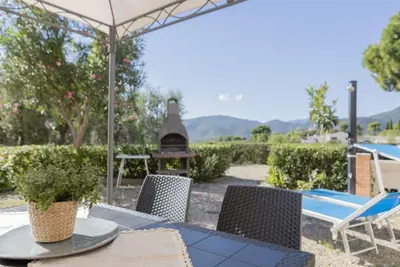 Image de Apartment with garden and Bbq near the sea