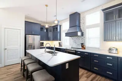 Image de New Listing! Ocean Views, Hot Tub & Community Pool