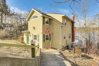 Image de Year-Round Fun in Monroe! Lakefront Family Home